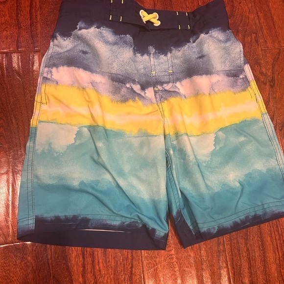 3 pairs-Jurassic World Boys Swim Shorts & wonder nation multi color & Hurley - Picture 5 of 6
